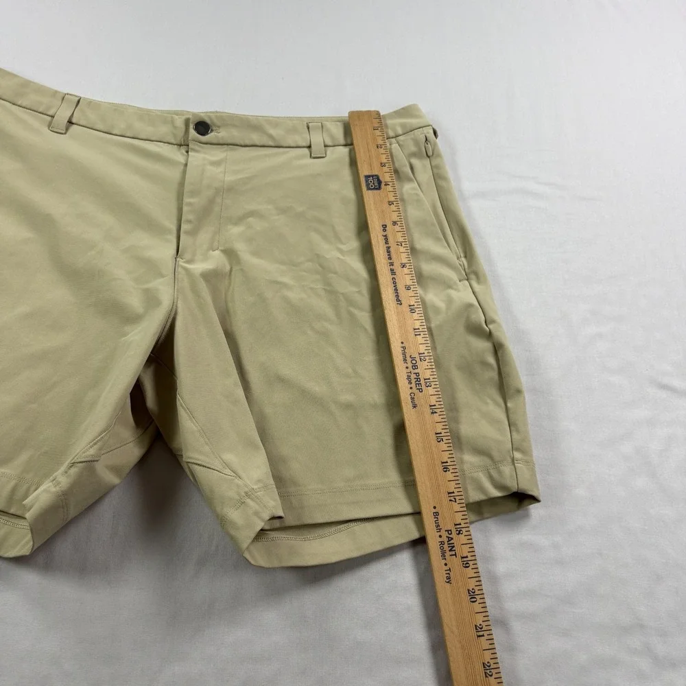 Lululemon Commission Shorts Mens Size 38 Beige Chino Warpstreme Tech Stretch